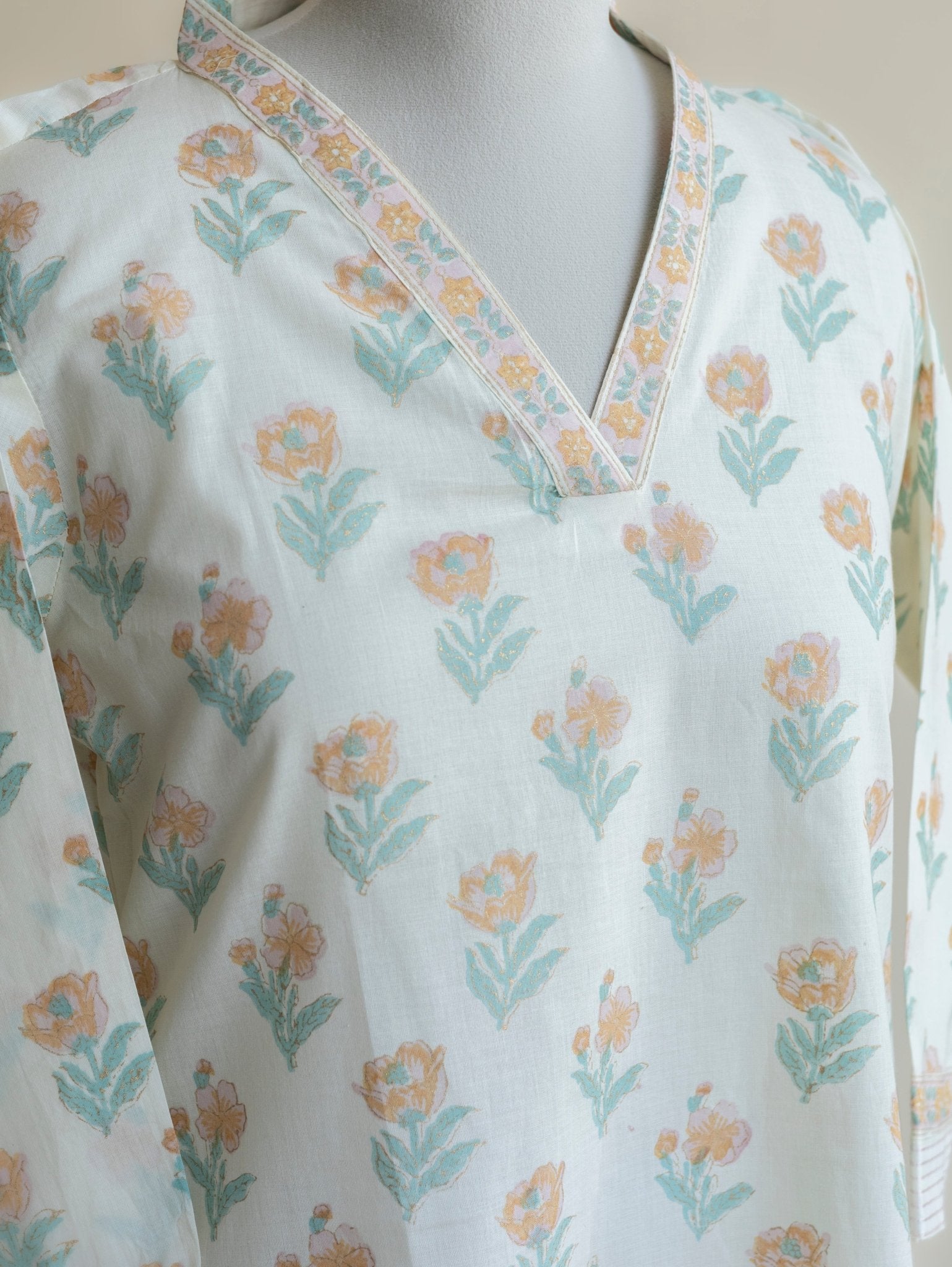 Vasudha Cotton Block Printed Straight Kurta - AINA