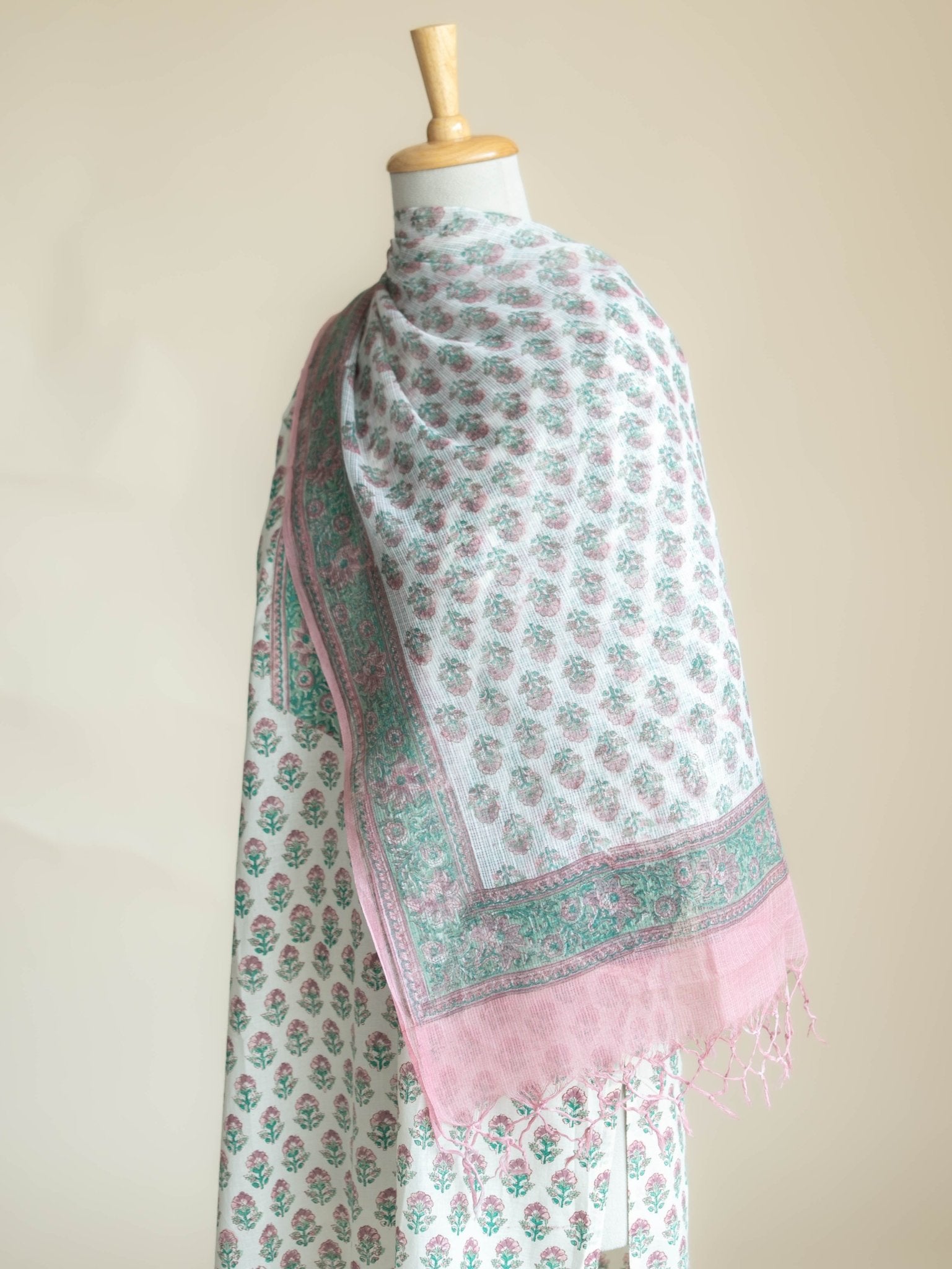 Veyah Kota Doria Block Printed Dupatta - AINA