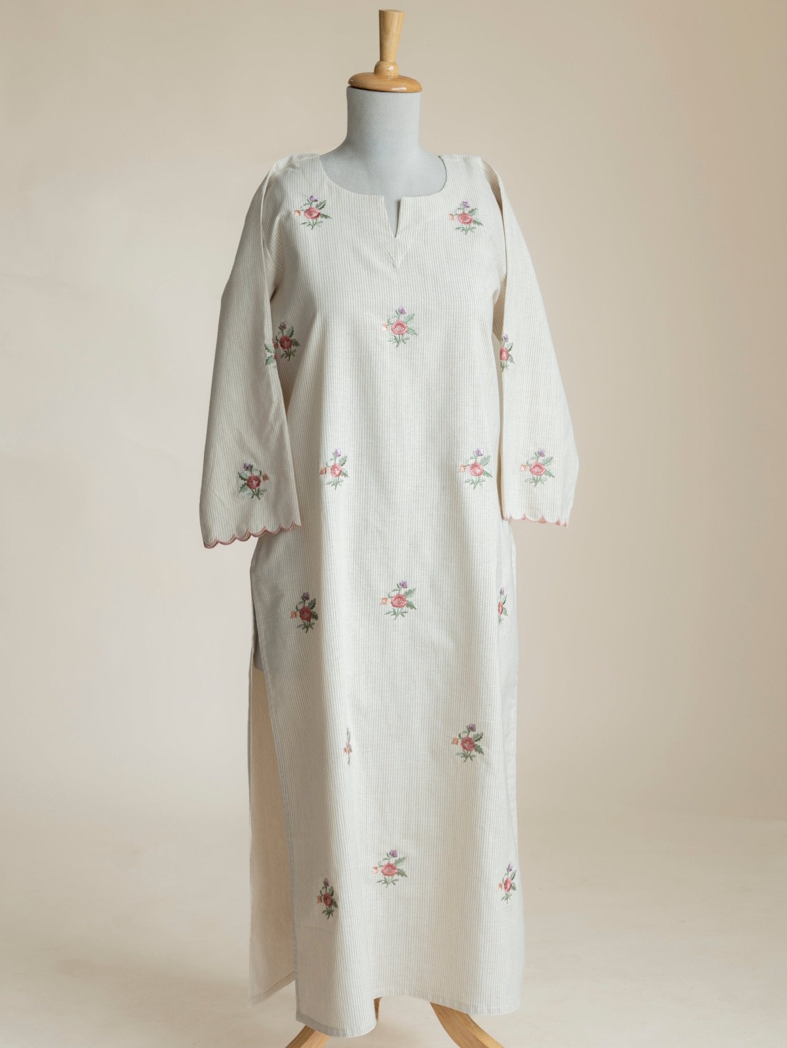 Yana Cotton Handloom Embroidered Straight Kurta - AINA