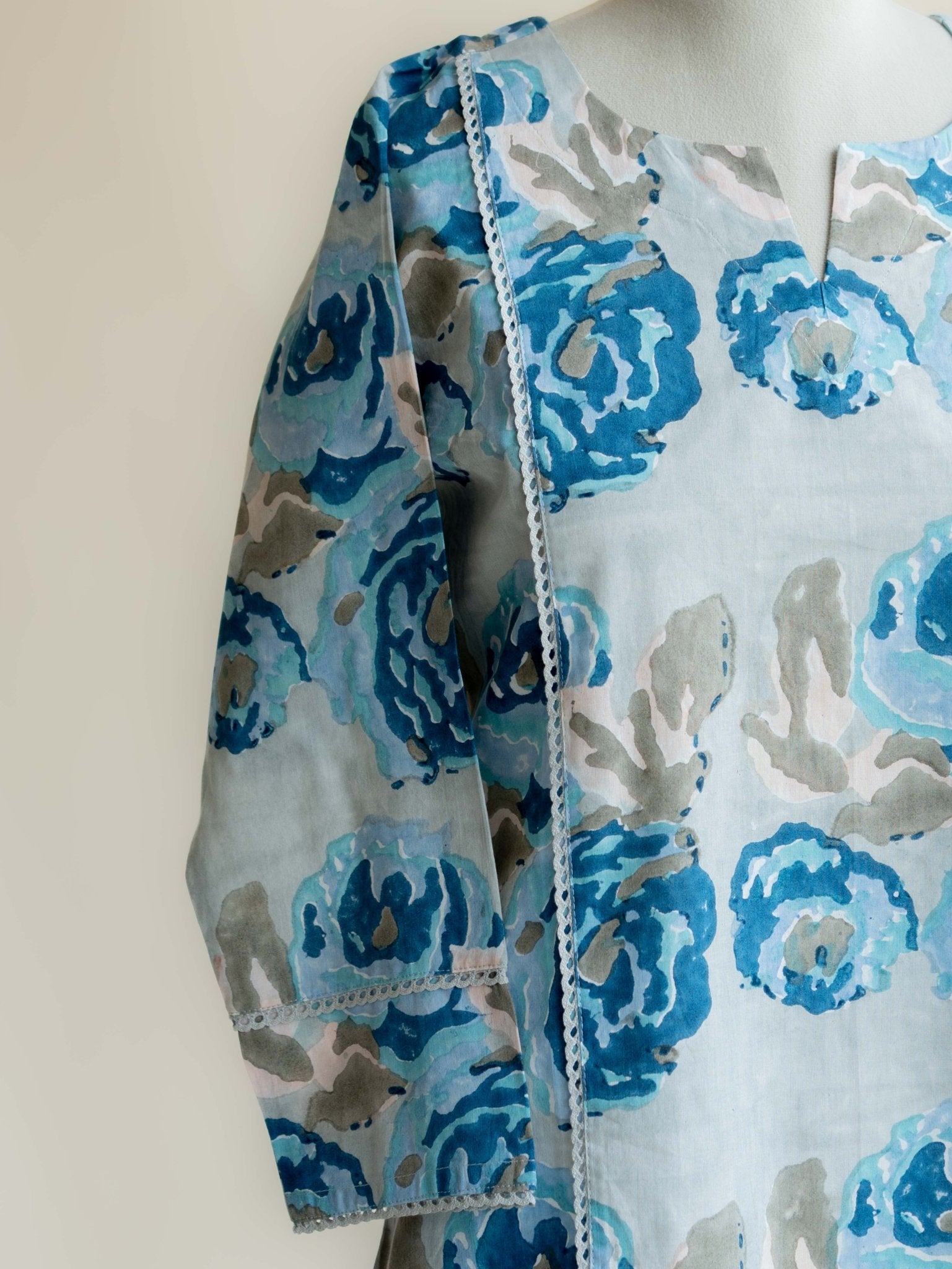 Yara Cotton Block Printed Straight Kurta - AINA