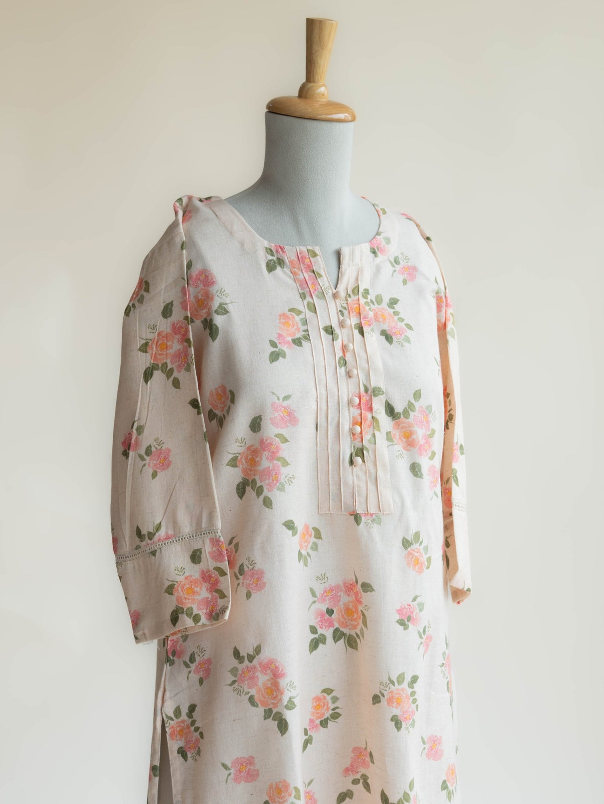 Zaima Cotton Flax Digital Print Straight Kurta - AINA