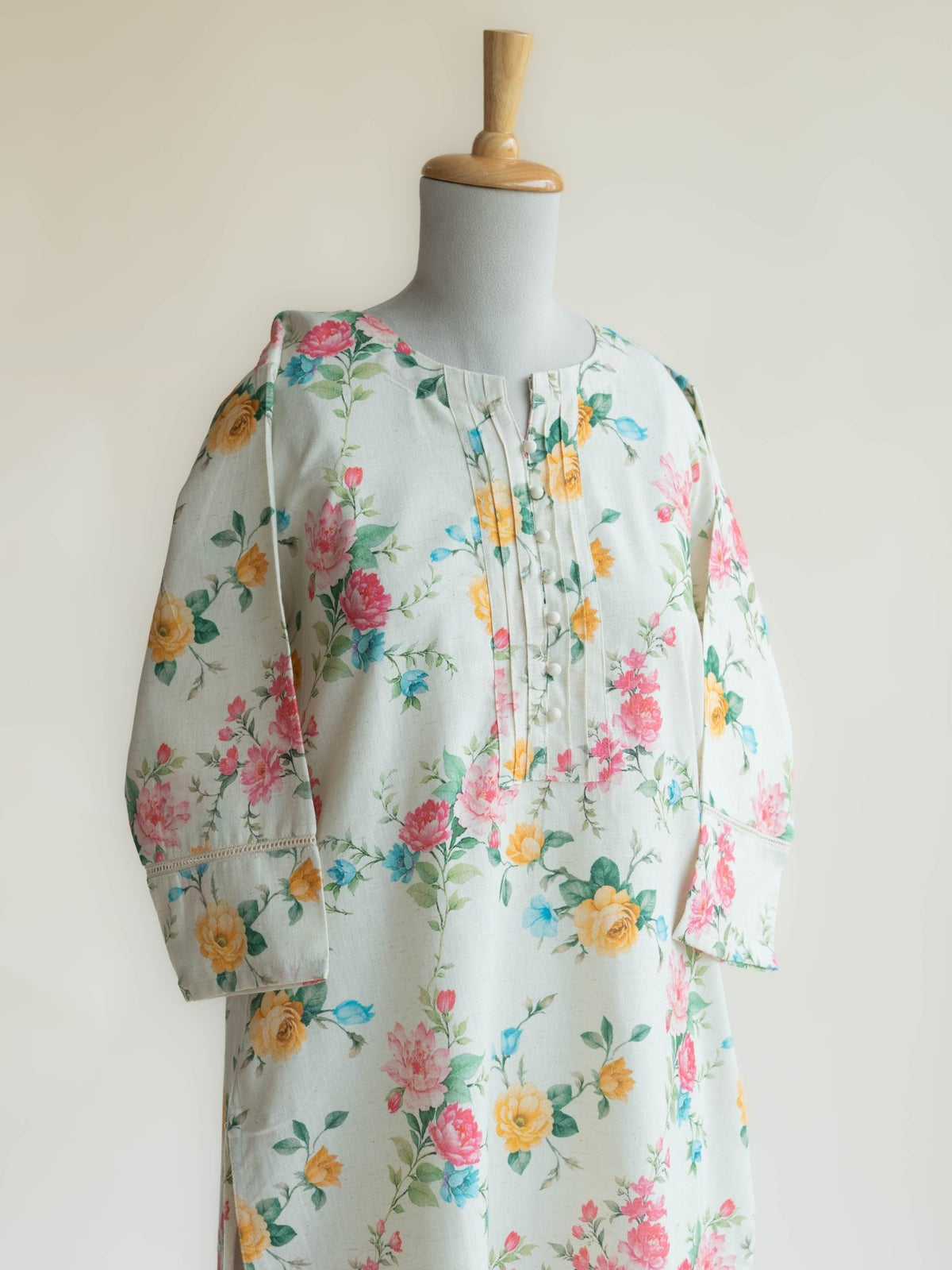 Zalina Cotton Flax Digital Print Straight Kurta - AINA