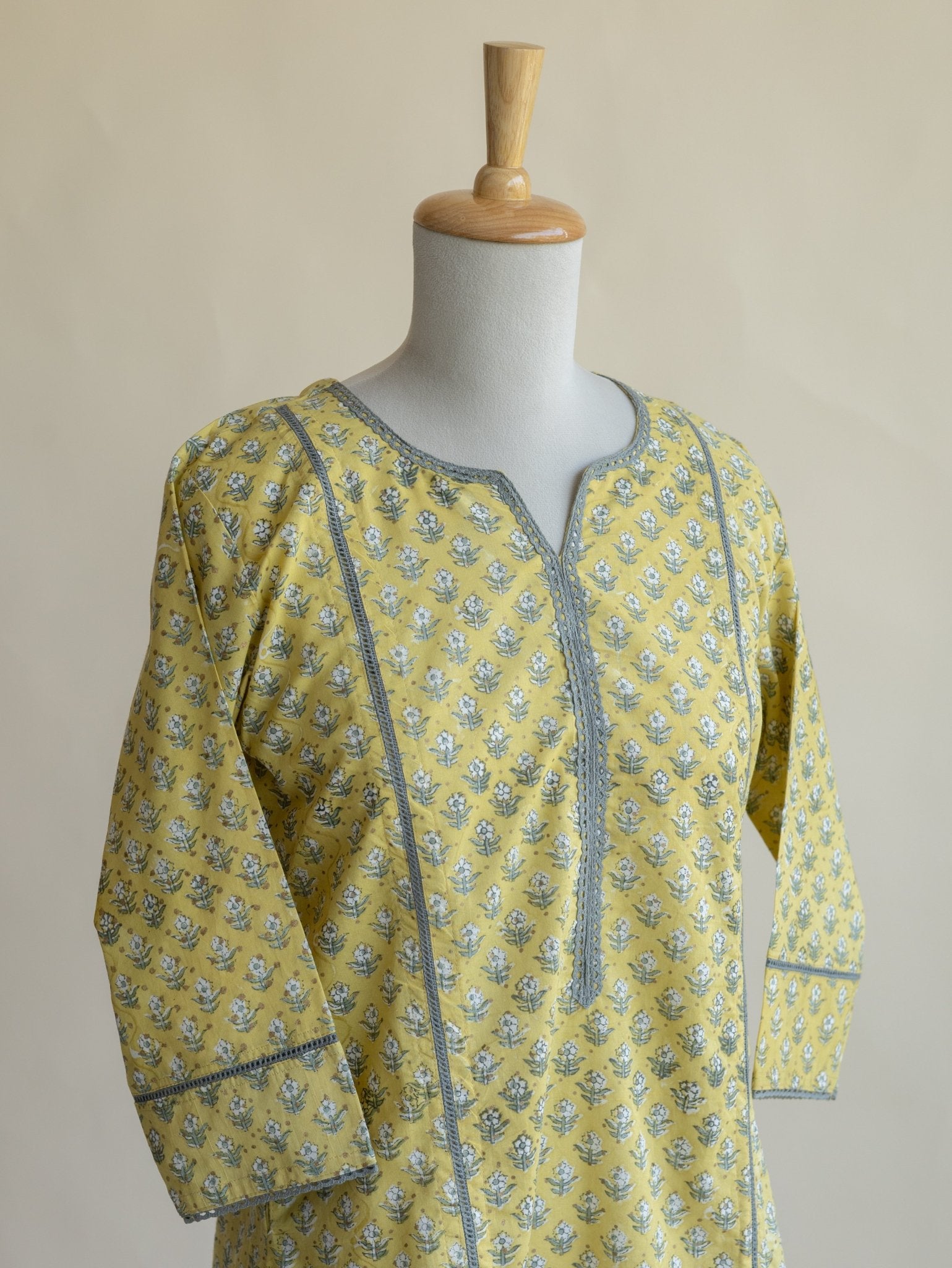 Ziva Cotton Block Printed Straight Kurta - AINA