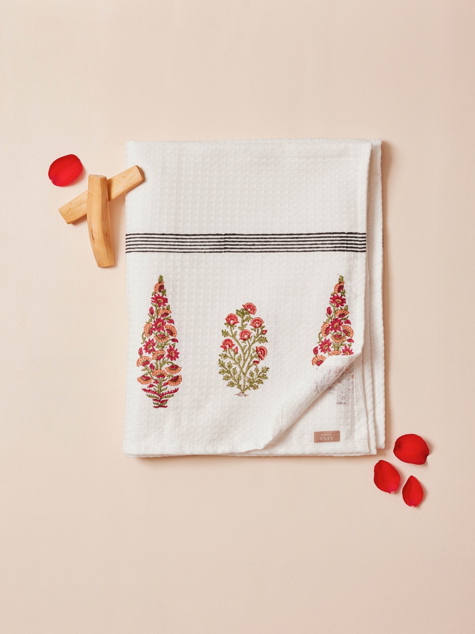 Honeycomb bath towel best sale